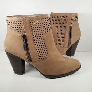 Adam Tucker Me Too Tan Zip Ankle Boots Booties 8.5